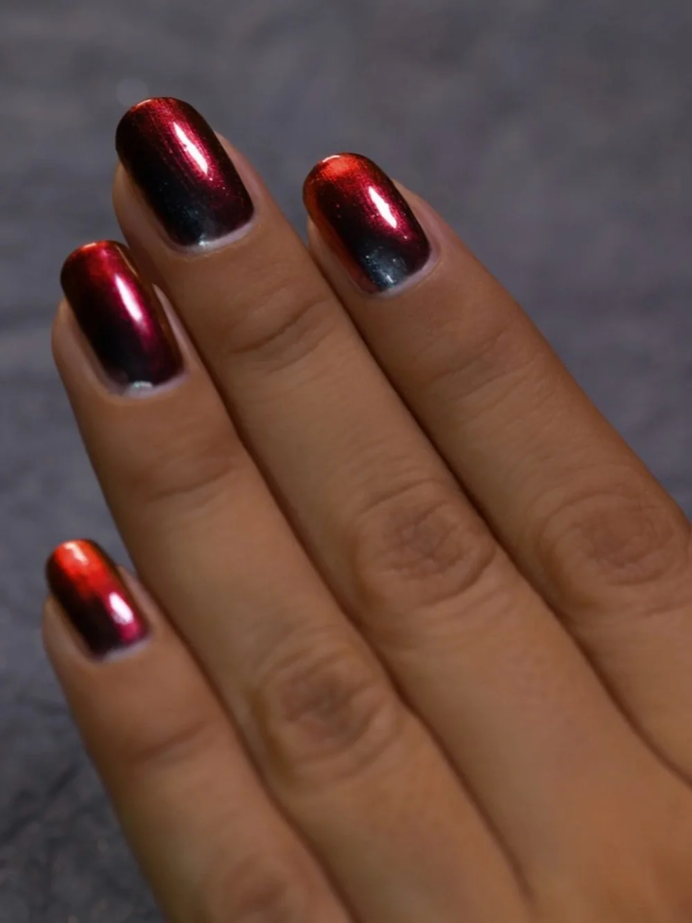 ILNP Boutique Nail Polish - Eclipse Black to Red Ultra Chrome - Picture 7 of 7